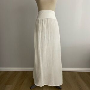 Bryn Walker Cotton Gauze Market Maxi Skirt
White Pull-On Lightweight Coastal